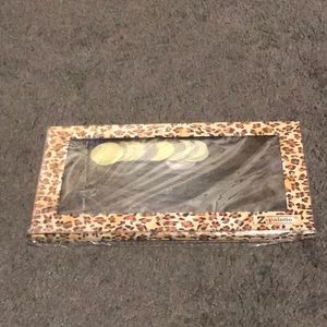 Brand New Zpalette in leopard in large